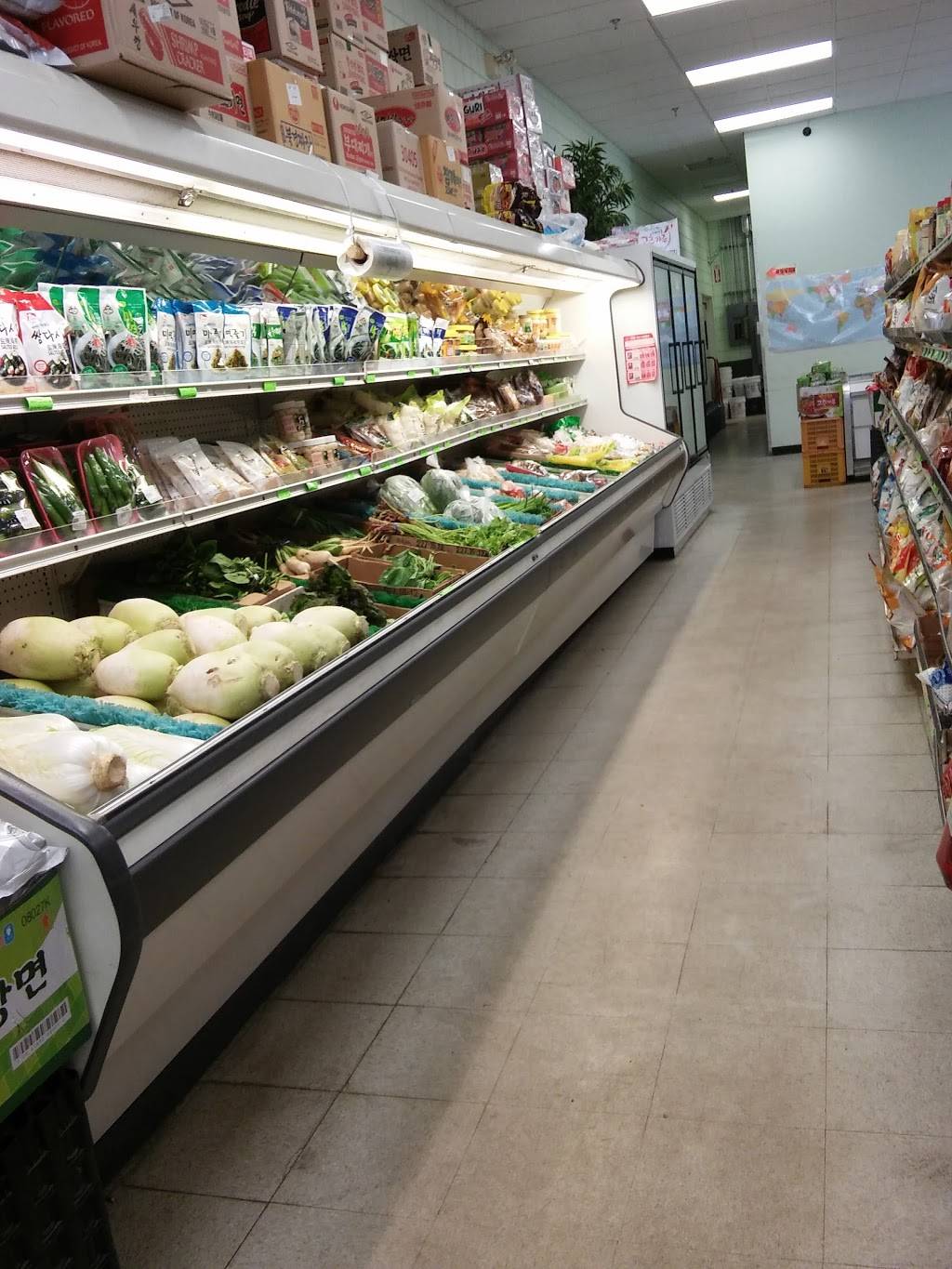 Dong Yang Oriental Food | restaurant | 725 45th Ave NE, Hilltop, MN 55421, USA | 7635712009 OR +1 763-571-2009