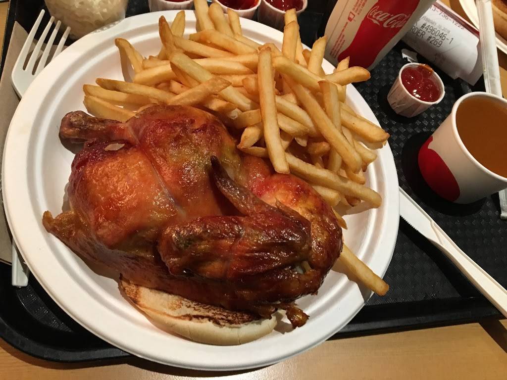 St-Hubert Express | restaurant | 4010 Riverside Dr, Ottawa, ON K1V 2E8, Canada | 6137399995 OR +1 613-739-9995