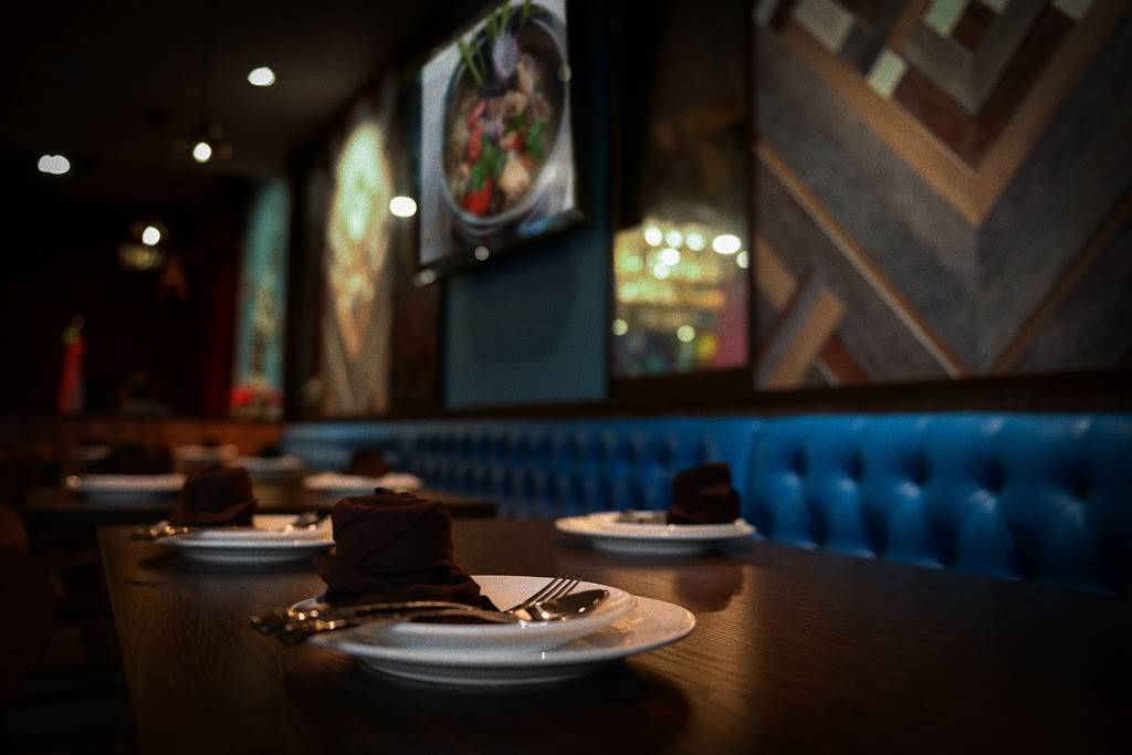 Thai Villa Restaurant | restaurant | 5921 South St, Lakewood, CA 90713, USA | 5622819898 OR +1 562-281-9898