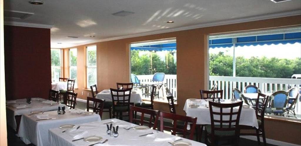 The Boathouse | restaurant | 4421 Bartlett Pkwy, Captiva, FL 33924, USA | 2393951001 OR +1 239-395-1001