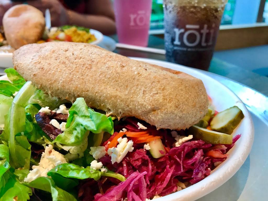 Roti Modern Mediterranean | restaurant | 1526 E 53rd St, Chicago, IL 60615, USA | 7739065582 OR +1 773-906-5582