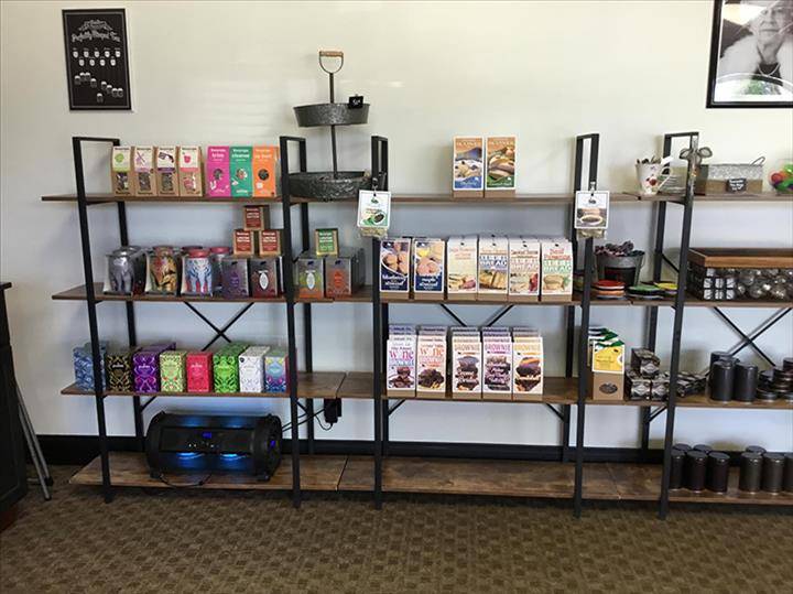 Whistling Kettle Tea Shoppe | bakery | 711 W Jefferson Ave, Effingham, IL 62401, USA | 2178214811 OR +1 217-821-4811