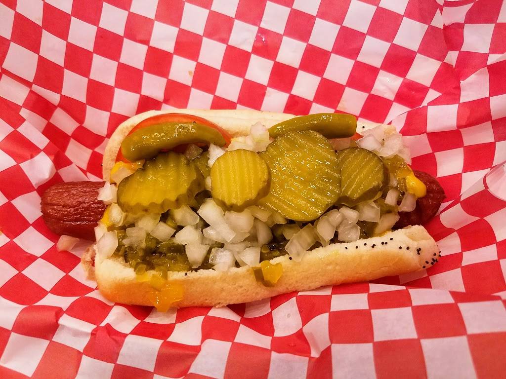 Mugsy Dogs | restaurant | 3160 E Queen Creek Rd #101, Gilbert, AZ 85297, USA | 4807196088 OR +1 480-719-6088