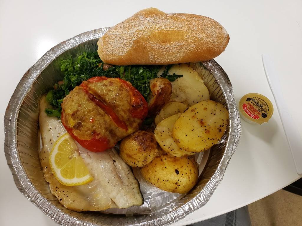 Pippo Trattoria | restaurant | 601 Edgeley Blvd #5, Concord, ON L4K 4E5, Canada | 9056604441 OR +1 905-660-4441