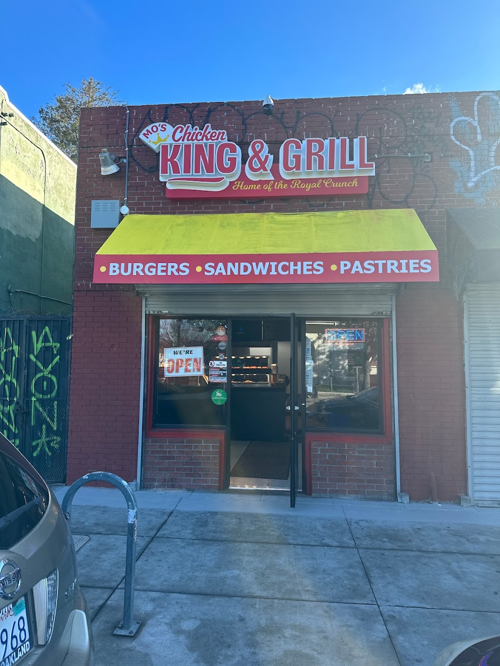 Mos Chicken King And Grill | restaurant | 3214 Martin Luther King Jr Way, Oakland, CA 94609, USA | 5109229560 OR +1 510-922-9560