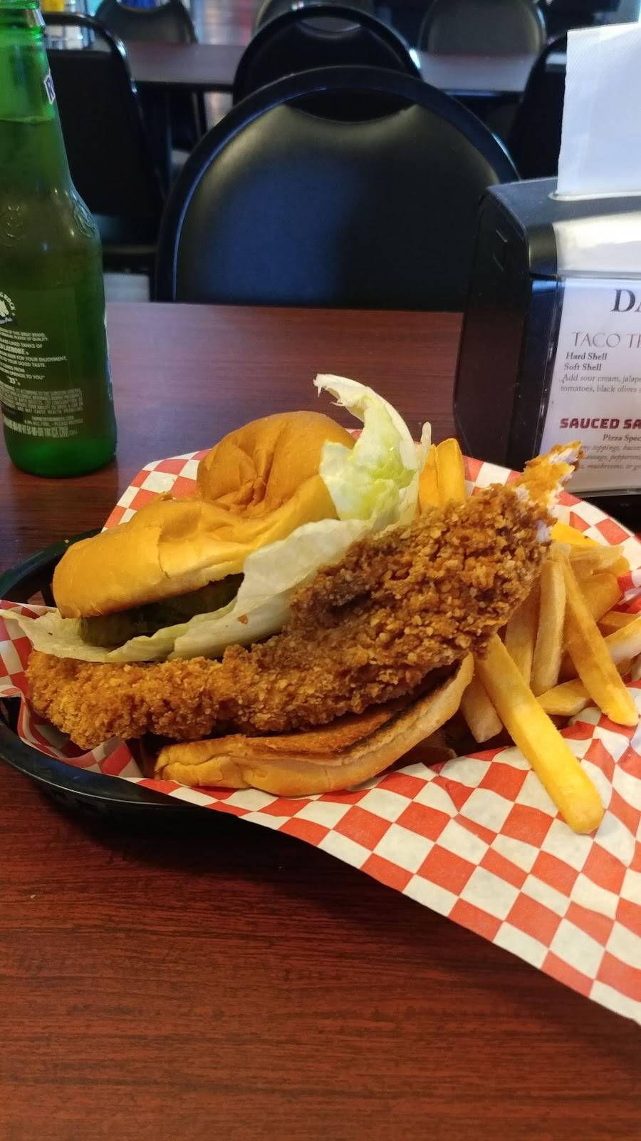 Meadows Avenue Tap | restaurant | 2000 Meadow Ave, East Peoria, IL 61611, USA | 3096940736 OR +1 309-694-0736