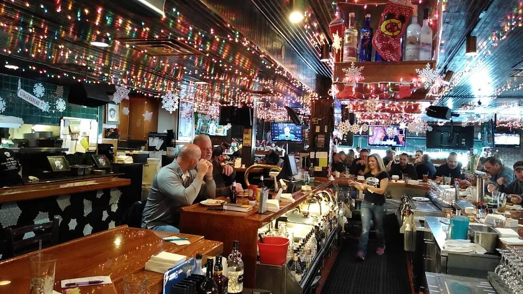 Village Tavern & Grill | restaurant | 901 W Wise Rd, Schaumburg, IL 60193, USA | 8478918866 OR +1 847-891-8866