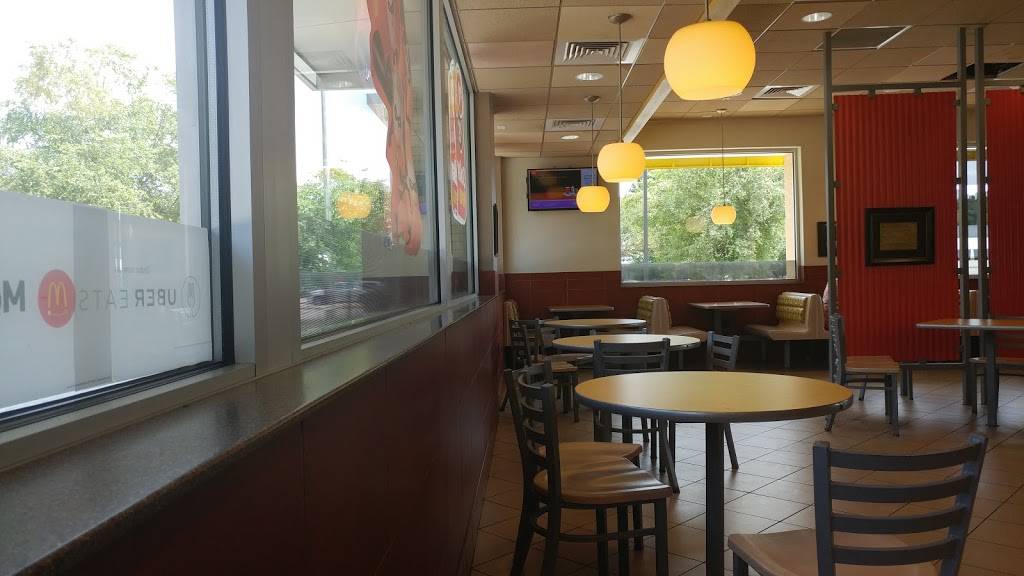McDonalds | cafe | 12487 Warwick Blvd, Newport News, VA 23606, USA | 7575911808 OR +1 757-591-1808