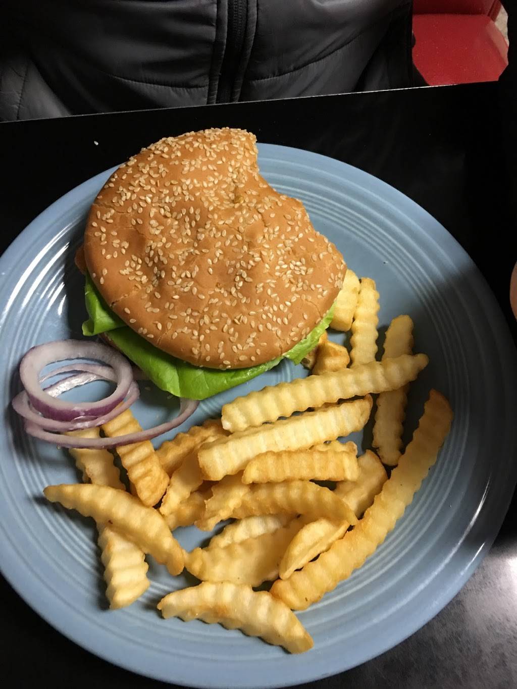 Tombstone Cafe | restaurant | 3511 Rickman Rd, Rickman, TN 38580, USA | 9312613380 OR +1 931-261-3380