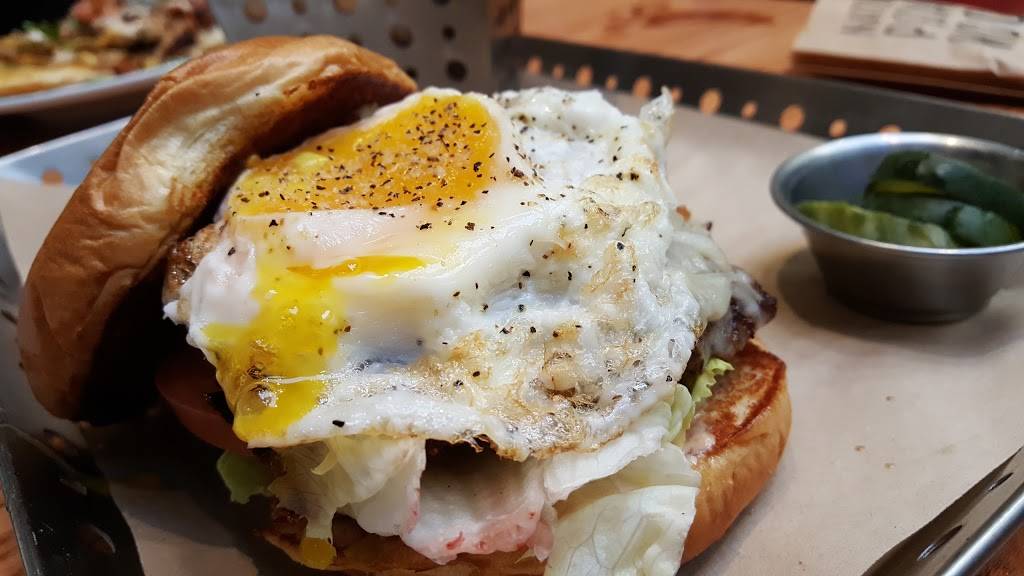 Chilis | restaurant | 6646 S Parker Rd Space N.A.P.07, Aurora, CO 80016, USA | 3036908480 OR +1 303-690-8480