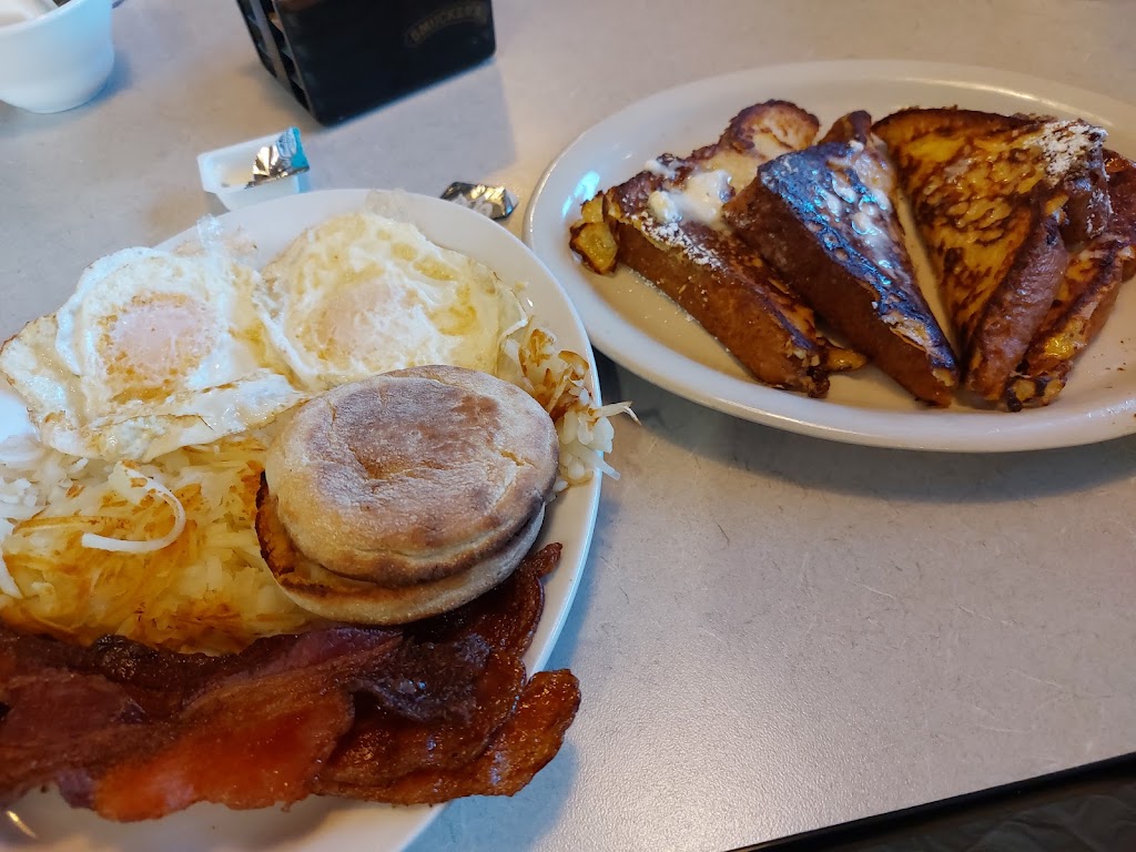 Muzzle Loader Cafe | restaurant | 4912 Laurel Rd, Billings, MT 59101, USA | 4062488608 OR +1 406-248-8608