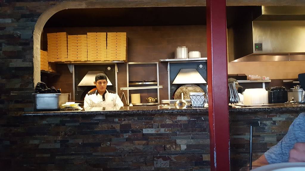 Sicilian Oven | restaurant | Boca Village Square, 21170 St Andrews Blvd #9, Boca Raton, FL 33433, USA | 5617509772 OR +1 561-750-9772