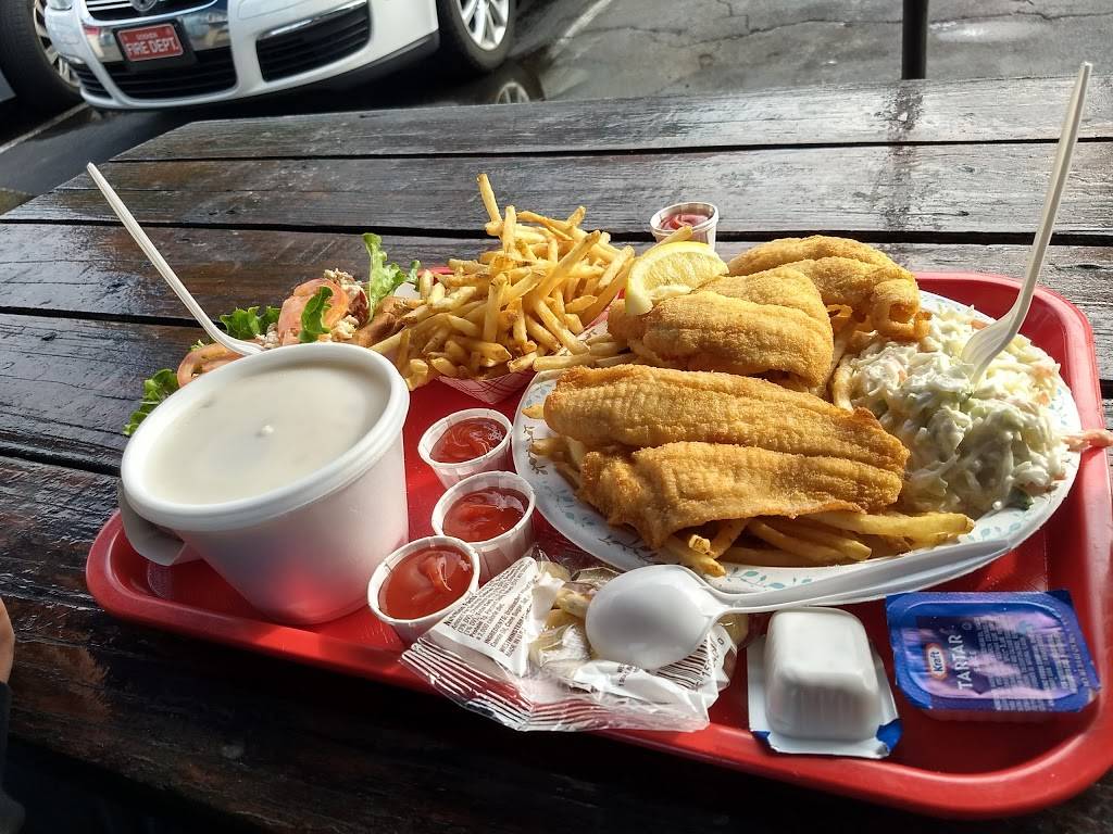 Freds Shanty Restaurant | restaurant | 272 Pequot Ave, New London, CT 06320, USA | 8604471301 OR +1 860-447-1301