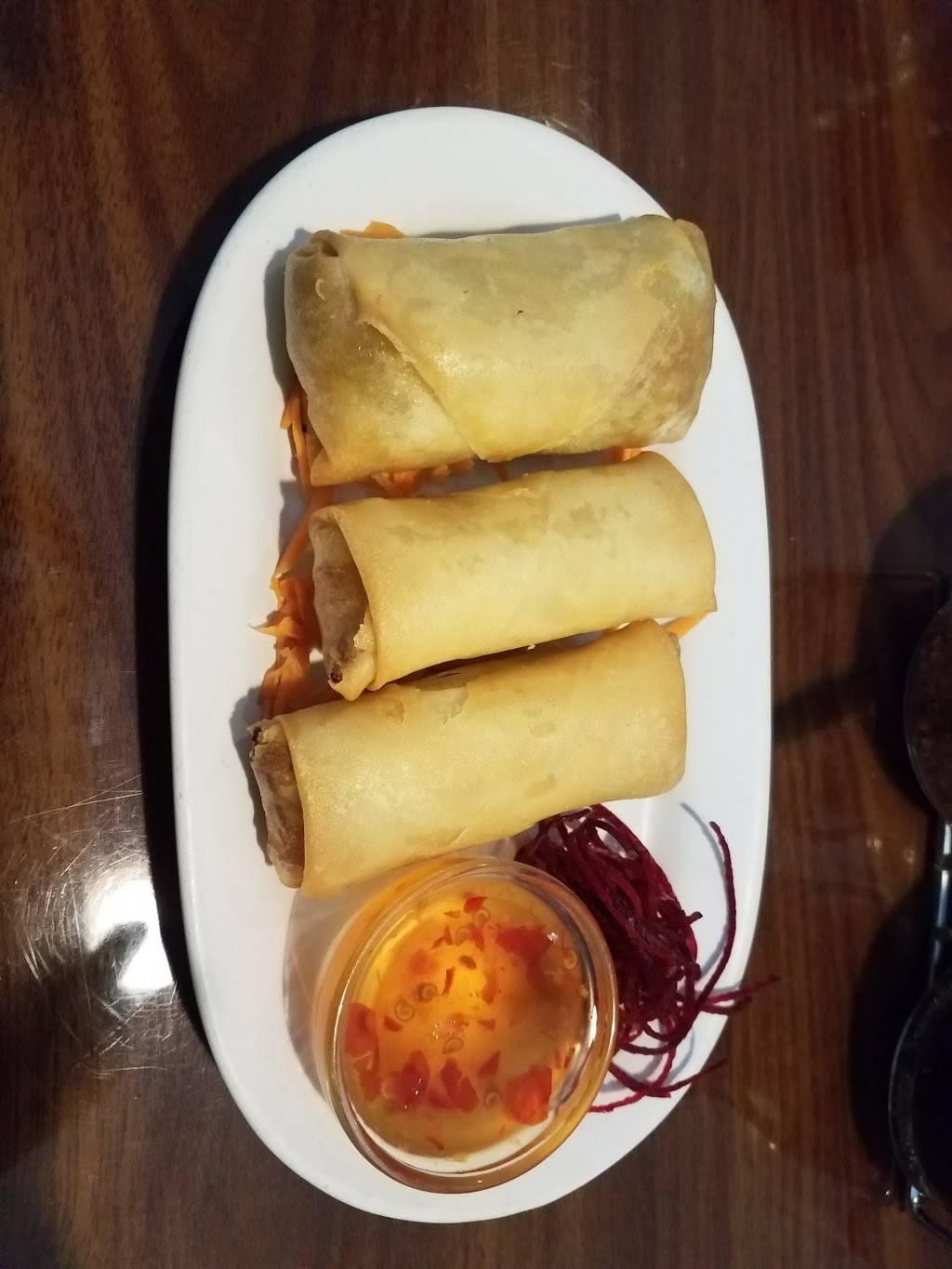 Subdragon 111 Thai Restaurant | restaurant | 74 W Lake St, Addison, IL 60101, USA | 3312252632 OR +1 331-225-2632