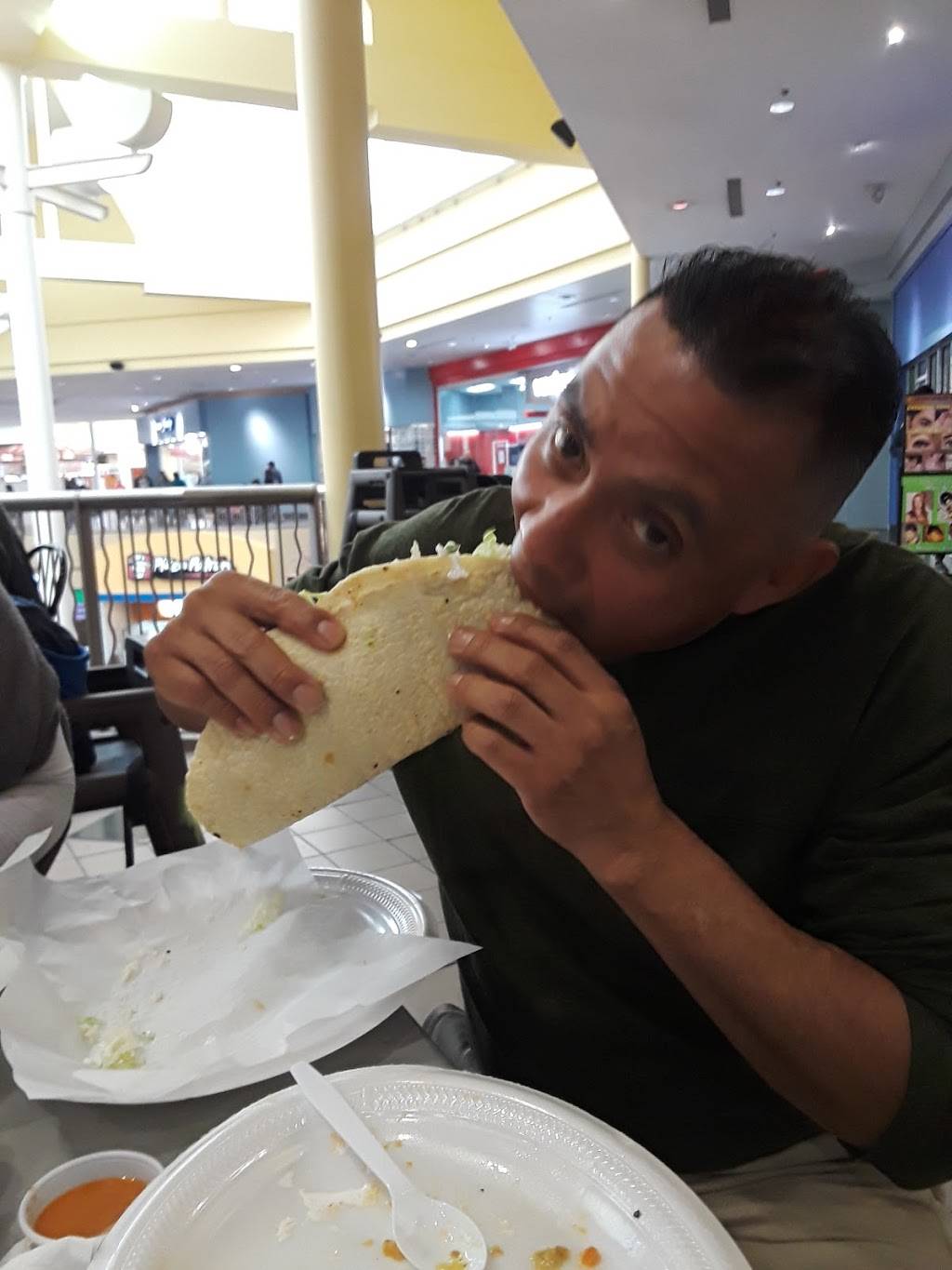 Molcajetes | restaurant | 4200 South Fwy, Fort Worth, TX 76115, USA | 8178068629 OR +1 817-806-8629