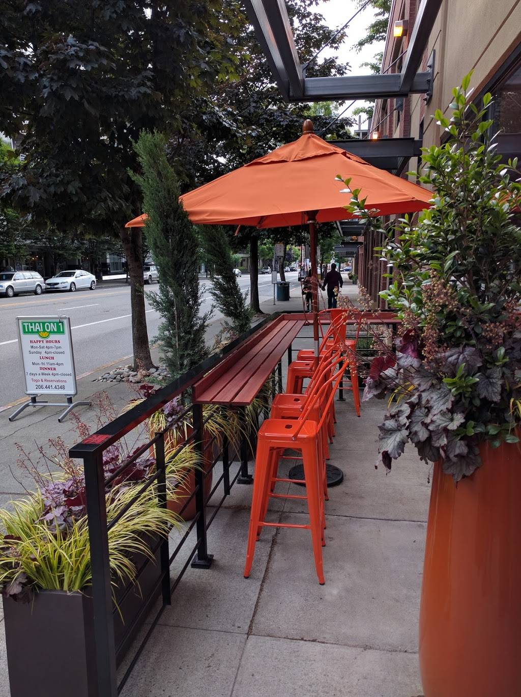 Thai On One | restaurant | 2904 1st Ave, Seattle, WA 98121, USA | 2064414348 OR +1 206-441-4348