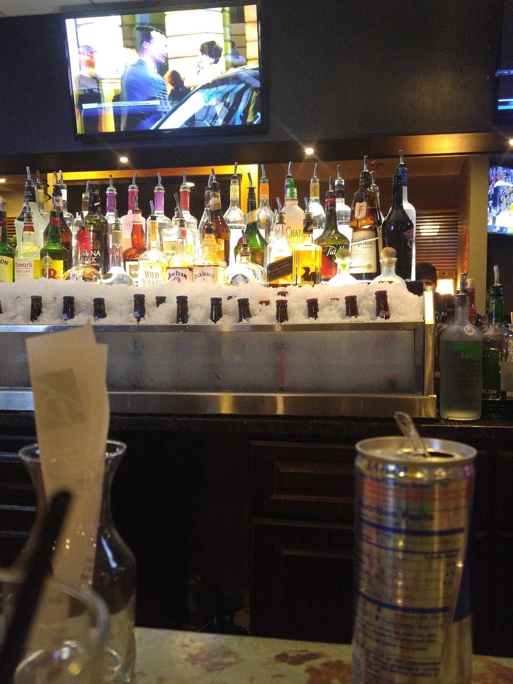 Tommy Doyles at Sidelines | restaurant | 235 E Ashland St, Brockton, MA 02302, USA | 5085875511 OR +1 508-587-5511