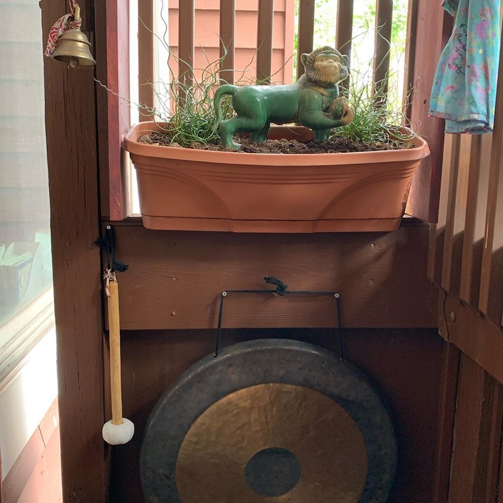 Chicago Bell Garden | restaurant | 635 W Belmont Ave, Chicago, IL 60657, USA | 7735497903 OR +1 773-549-7903