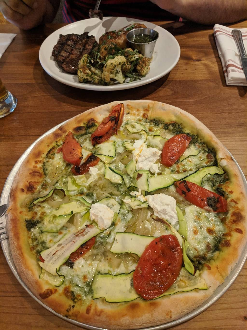 Willow Street | restaurant | 20 S Santa Cruz Ave, Los Gatos, CA 95030, USA | 4083545566 OR +1 408-354-5566