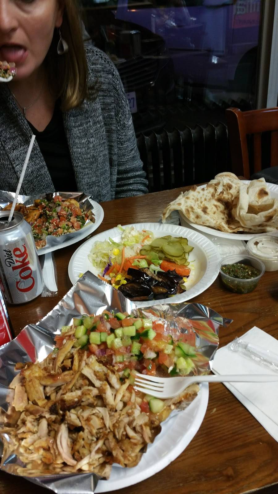 Dr. Laffa Restaurant | restaurant | 3027 Bathurst St, North York, ON M6B 3B5, Canada | 6473529000 OR +1 647-352-9000