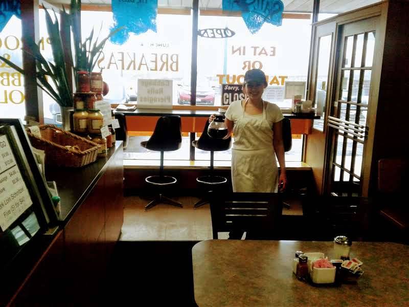 Helens Restaurant | restaurant | 1830 Wharncliffe Rd S, London, ON N6L 1K1, Canada | 5196520751 OR +1 519-652-0751