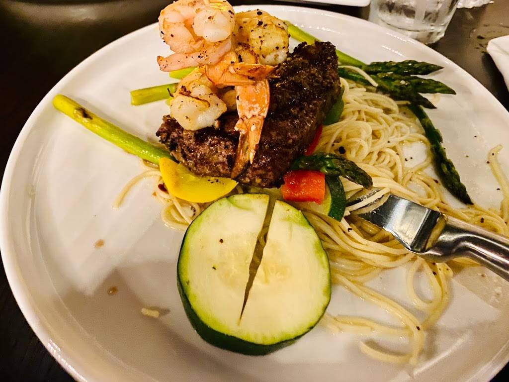 Fugazzis | restaurant | 22 E Oak Ave St, Porterville, CA 93257, USA | 5596150015 OR +1 559-615-0015