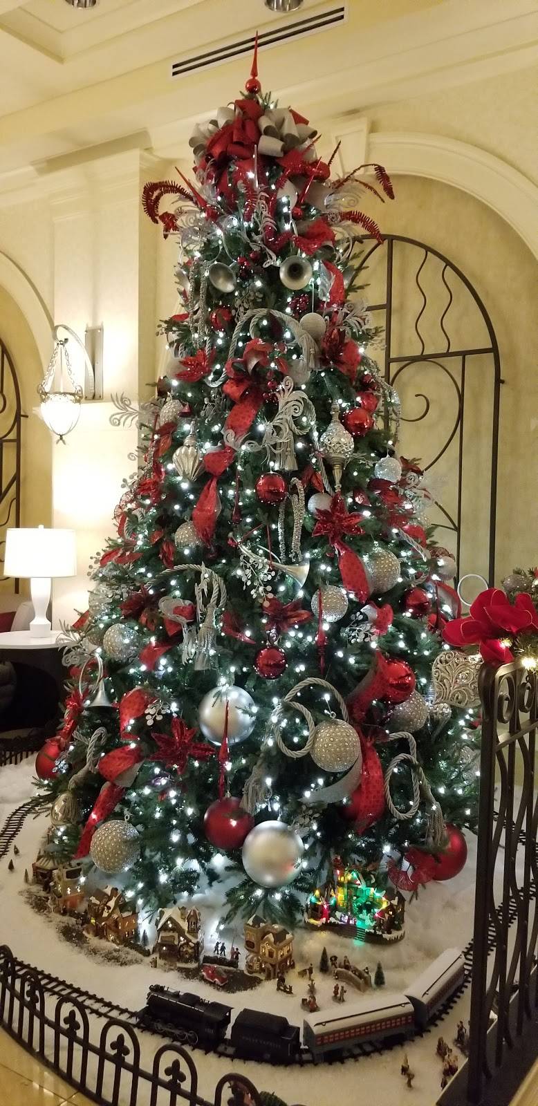 Shulas Steak House | restaurant | 5111 Tamiami Trail N, Naples, FL 34103, USA | 2394304999 OR +1 239-430-4999