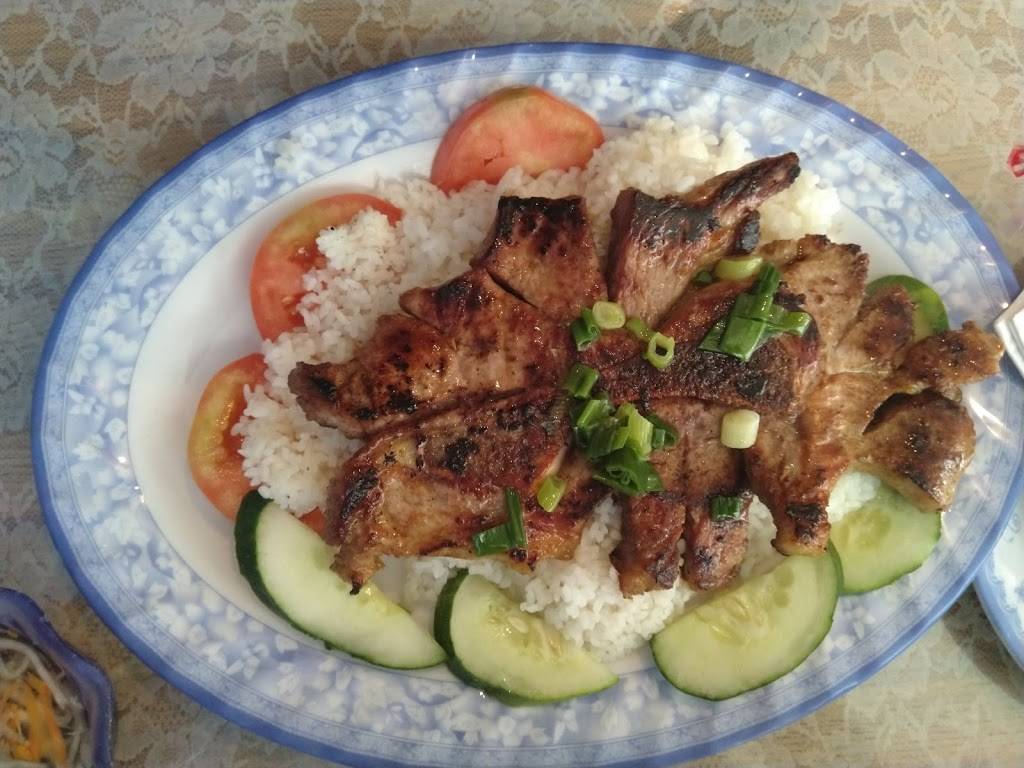 Huong Vietnamese Restaurant | restaurant | 1270 Morse Rd, Columbus, OH 43229, USA | 6148250303 OR +1 614-825-0303