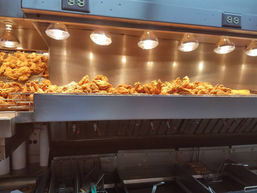 Popeyes Louisiana Kitchen | restaurant | 921 S Union St, Opelousas, LA 70570, USA | 3379427083 OR +1 337-942-7083