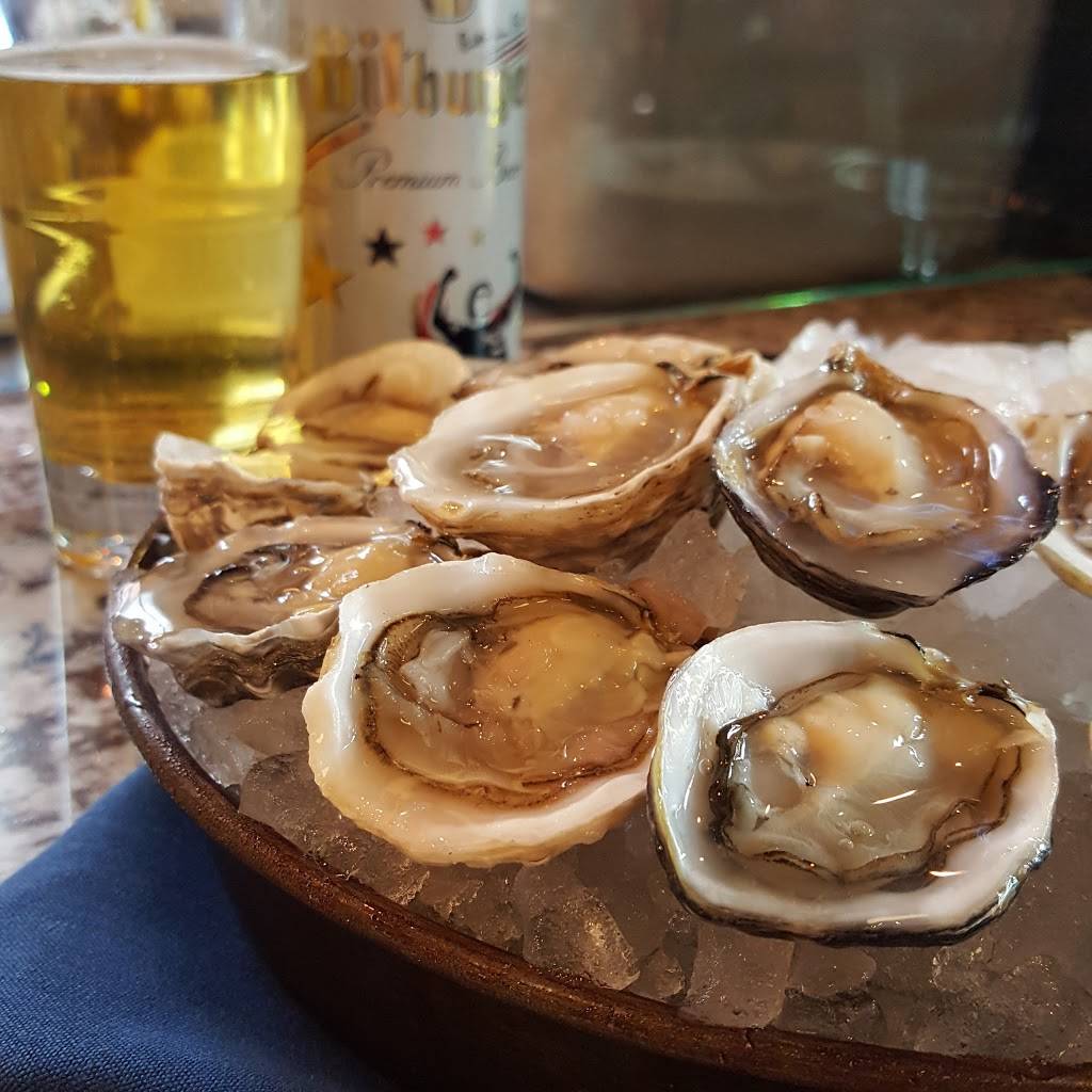 Taylor Shellfish Oyster Bar | restaurant | 410 Occidental Ave S, Seattle, WA 98104, USA | 2065014060 OR +1 206-501-4060
