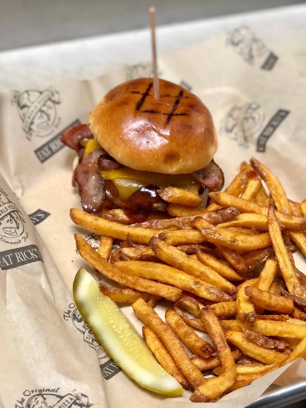 Fat Rickys | meal delivery | 646 N Independence Blvd, Romeoville, IL 60446, USA | 8152932900 OR +1 815-293-2900