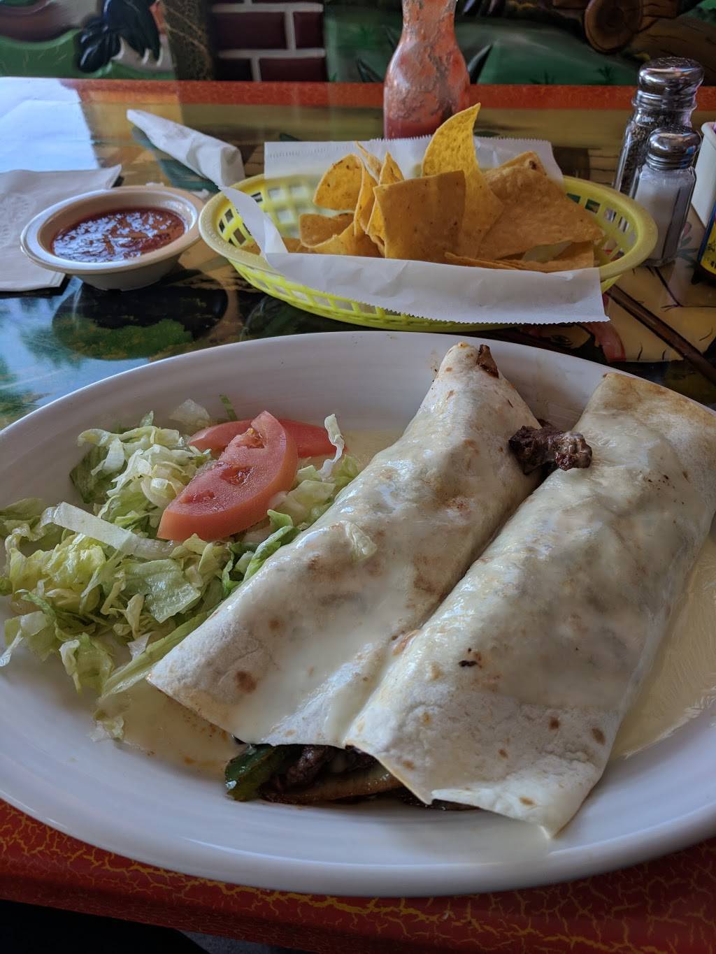 El Tequila | restaurant | 712 Superior St, Antigo, WI 54409, USA | 7156274749 OR +1 715-627-4749