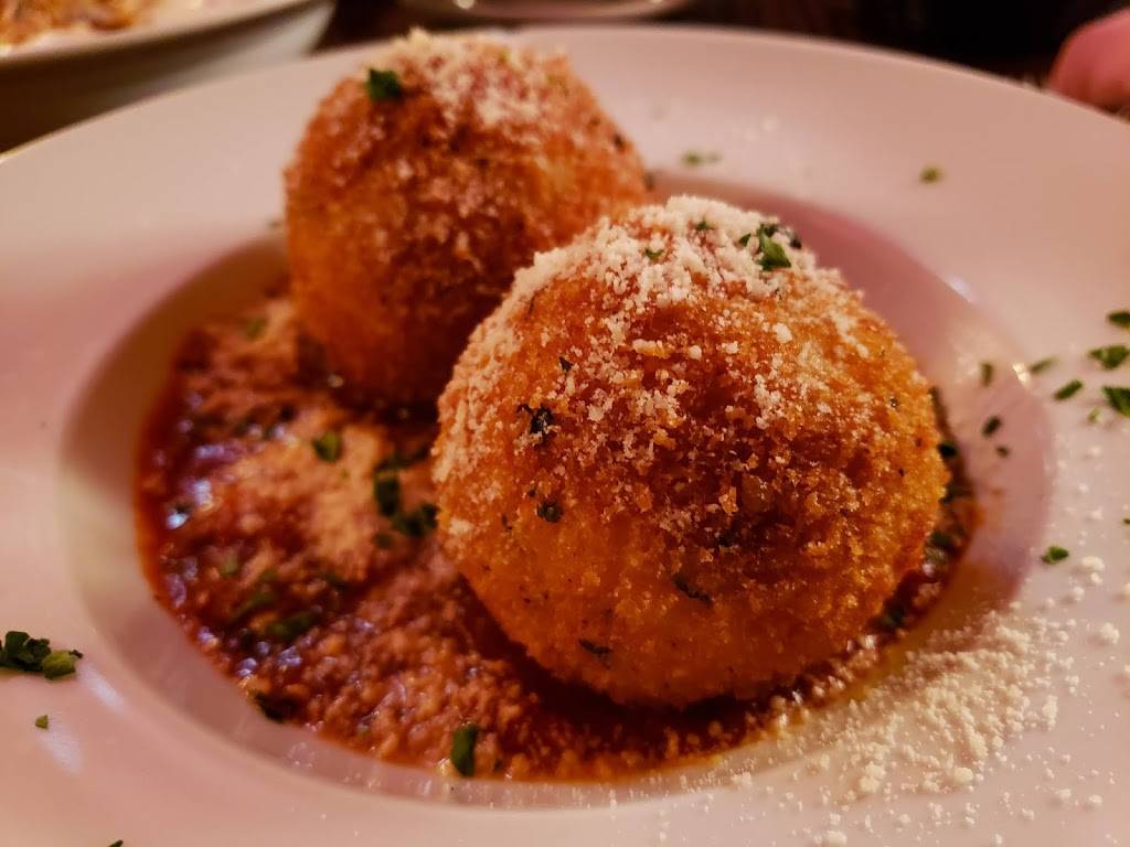 La Dolce Vita | restaurant | 740 S B St, Oxnard, CA 93030, USA | 8054866878 OR +1 805-486-6878