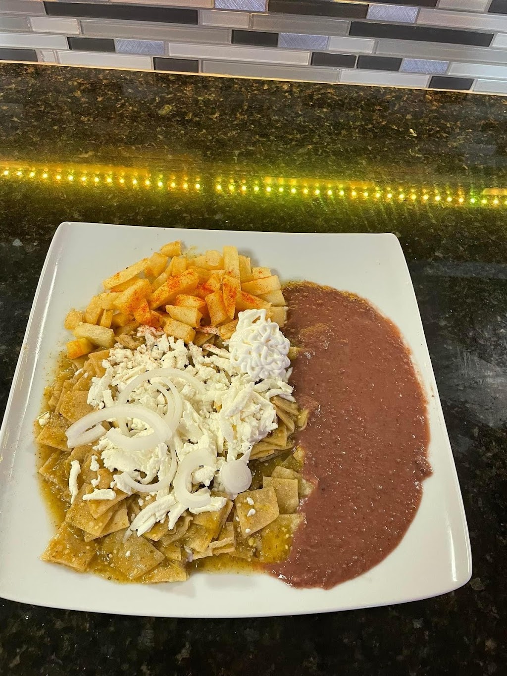 La Familia Restaurant | restaurant | 10911 W Hardy Rd, Houston, TX 77076, USA | 7134854491 OR +1 713-485-4491