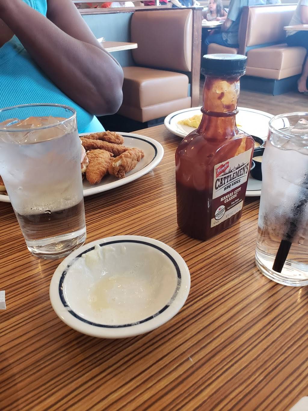 IHOP | restaurant | 3595 S Rainbow Blvd, Las Vegas, NV 89103, USA | 7023651004 OR +1 702-365-1004