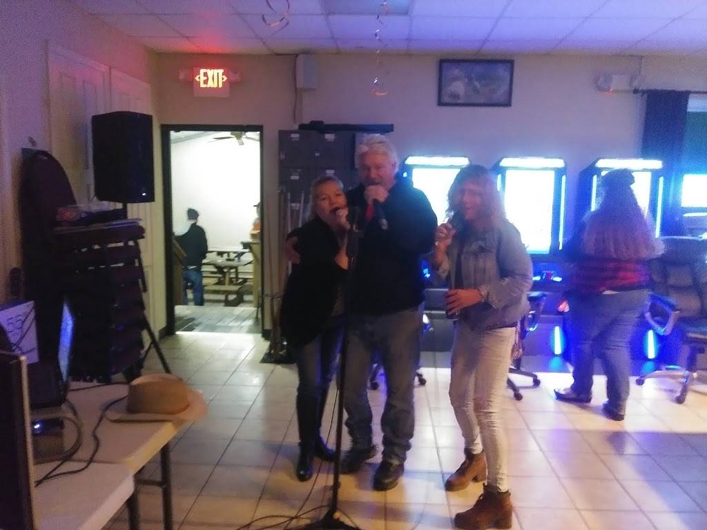 Eagles Lakeside | restaurant | 3008 Lincoln Ave, Richmond, VA 23228, USA | 8042641471 OR +1 804-264-1471