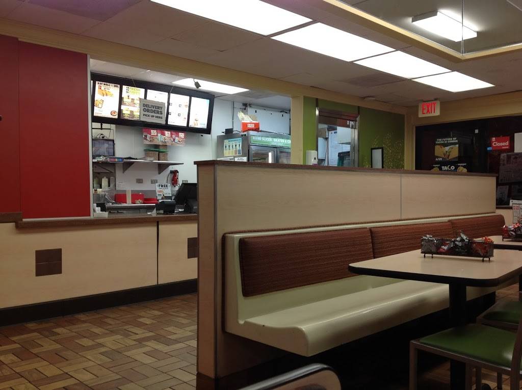 Del Taco | meal takeaway | 40465 Alta Murieta Drive, Murrieta, CA 92563, USA | 9516770819 OR +1 951-677-0819