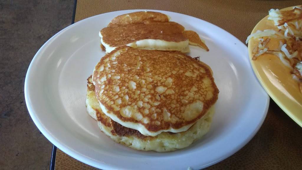 Nelsons Buffeteria | restaurant | 4401 S Memorial Dr, Tulsa, OK 74145, USA | 9182364655 OR +1 918-236-4655