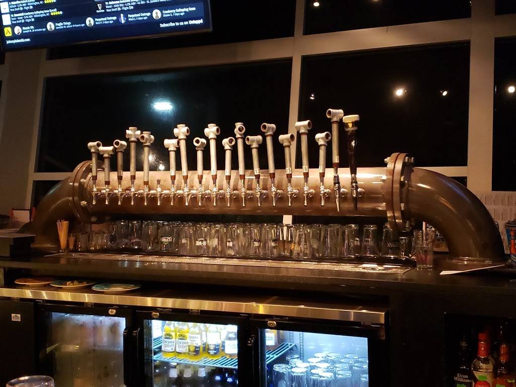 Johnny Lukes | restaurant | 5500 Market St, Wilmington, NC 28405, USA | 9107691798 OR +1 910-769-1798