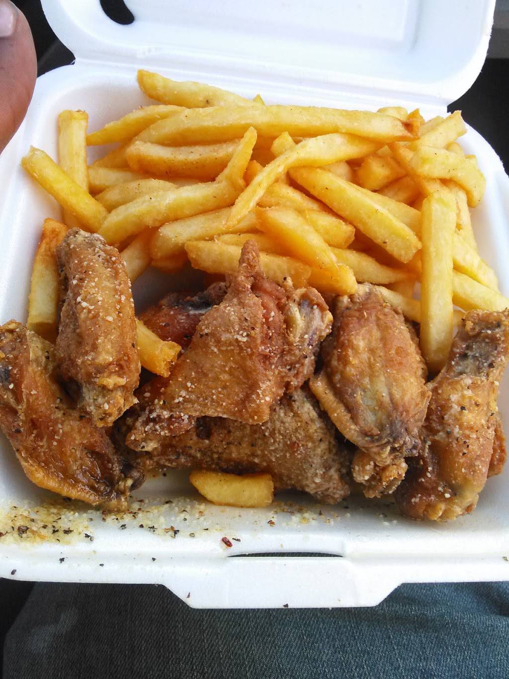 Cajun Seafood | restaurant | 827 Good Homes Rd, Orlando, FL 32818, USA | 4077570628 OR +1 407-757-0628