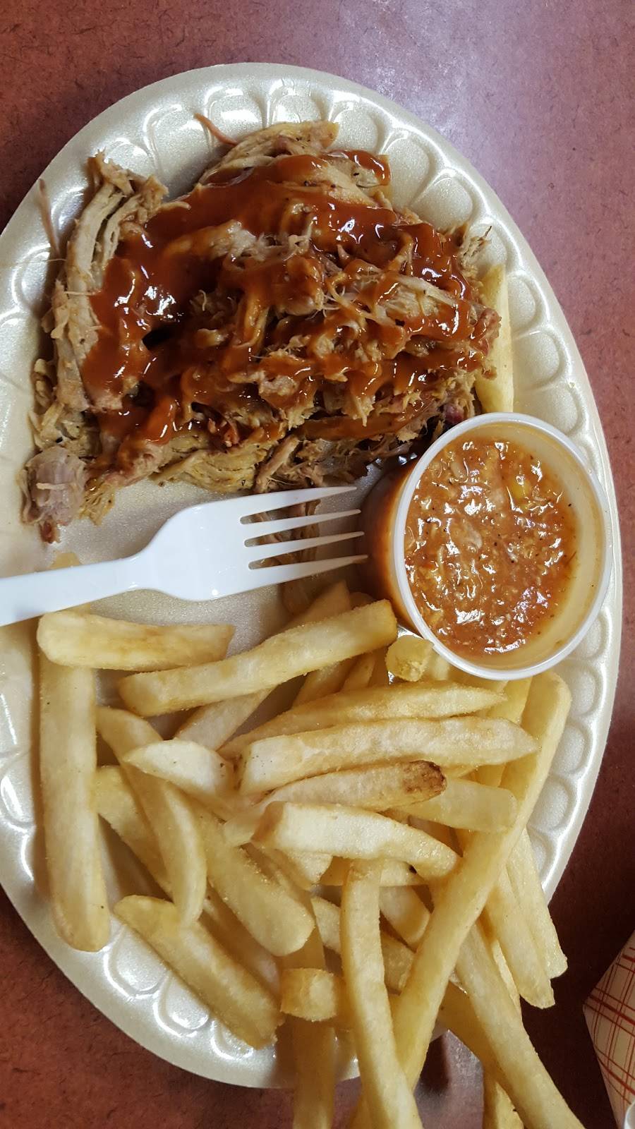 Kellys BBQ | restaurant | 2451 Leone Ave, Covington, GA 30014, USA | 7707860585 OR +1 770-786-0585