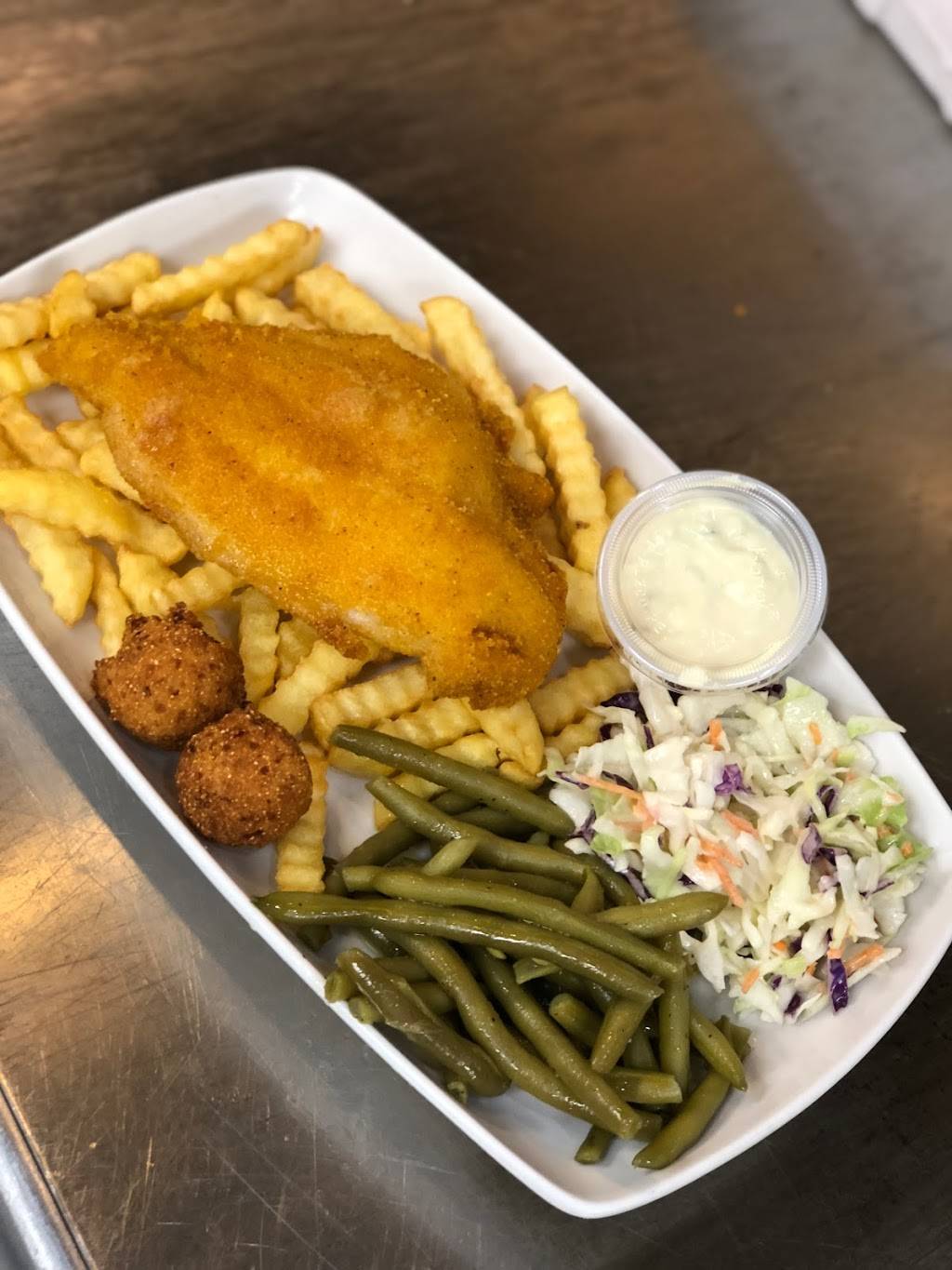 Regal Plaza Cafe | restaurant | 320 Regal Row # 120, Dallas, TX 75247, USA | 2149517333 OR +1 214-951-7333