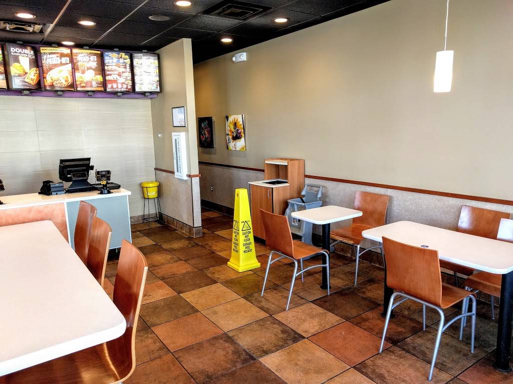 Taco Bell | meal takeaway | 7880 Winter Garden Vineland Rd, Windermere, FL 34786, USA | 4073470550 OR +1 407-347-0550