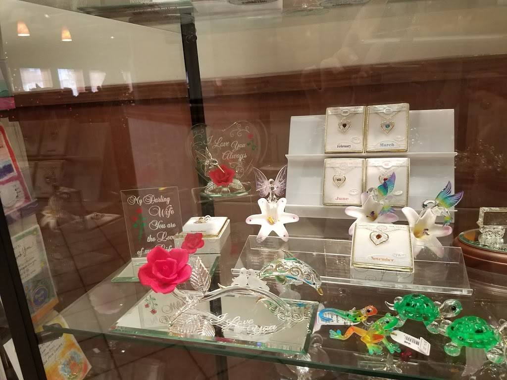 Dennys | restaurant | 100 N Kings Hwy, Fort Pierce, FL 34945, USA | 7724663609 OR +1 772-466-3609