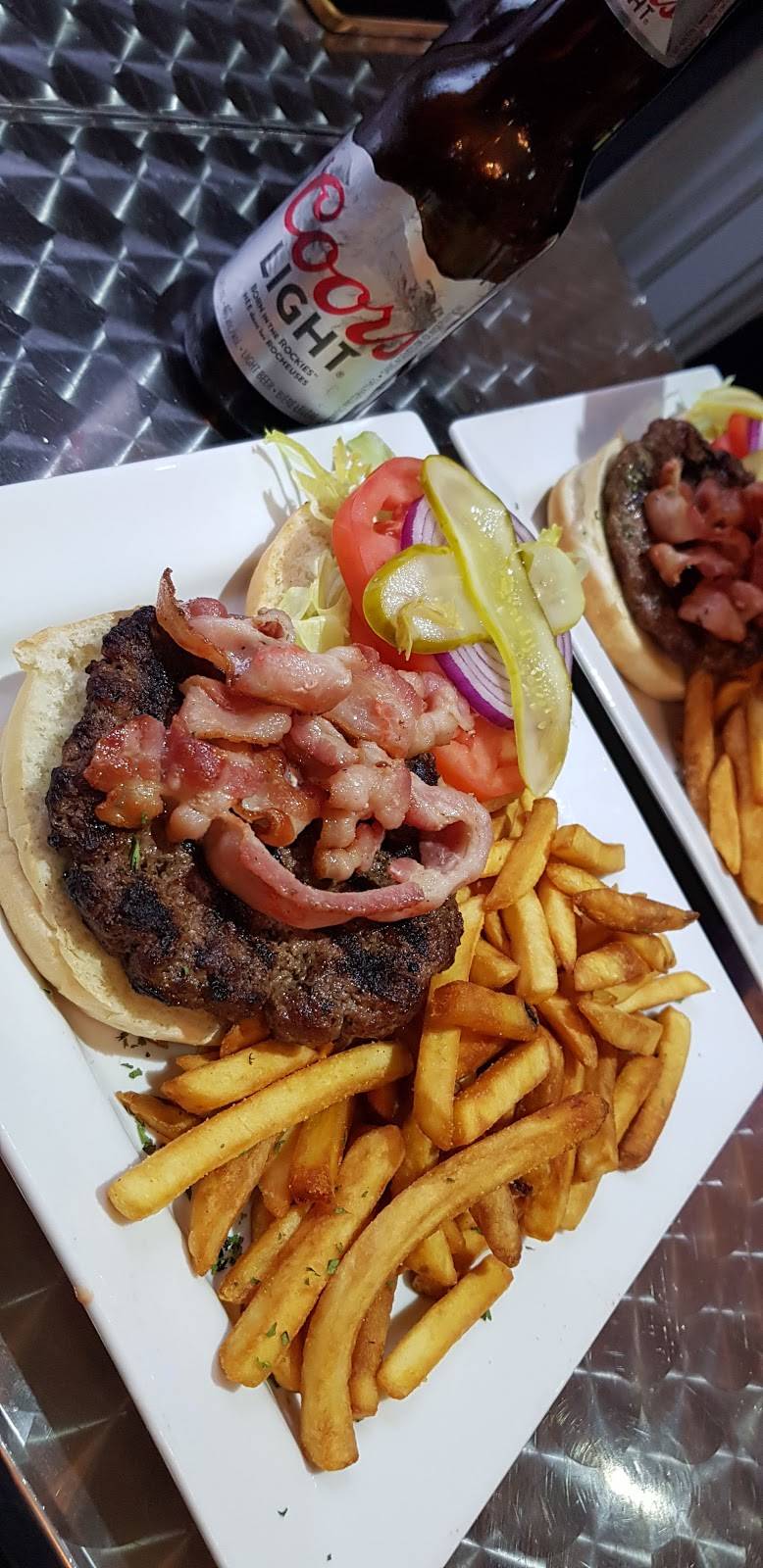 Golden Rooster Restaurant | restaurant | 5 Toronto St, Colborne, ON K0K 1S0, Canada | 9053552231 OR +1 905-355-2231