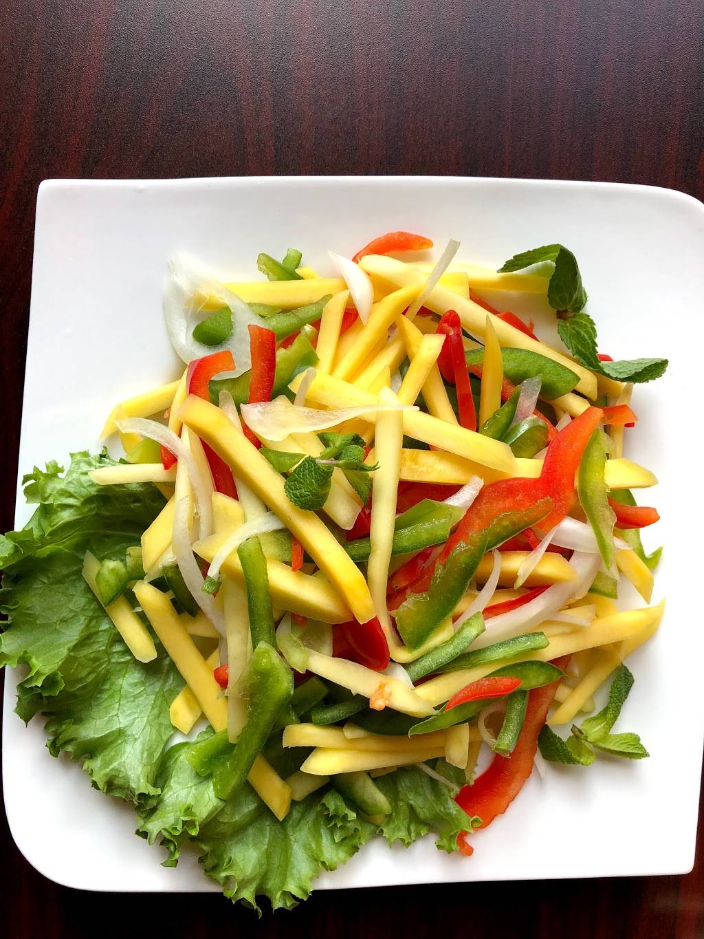 Pho Blooming Rose | meal takeaway | 895 Yonge St, Toronto, ON M4W 2H2, Canada | 4169622825 OR +1 416-962-2825