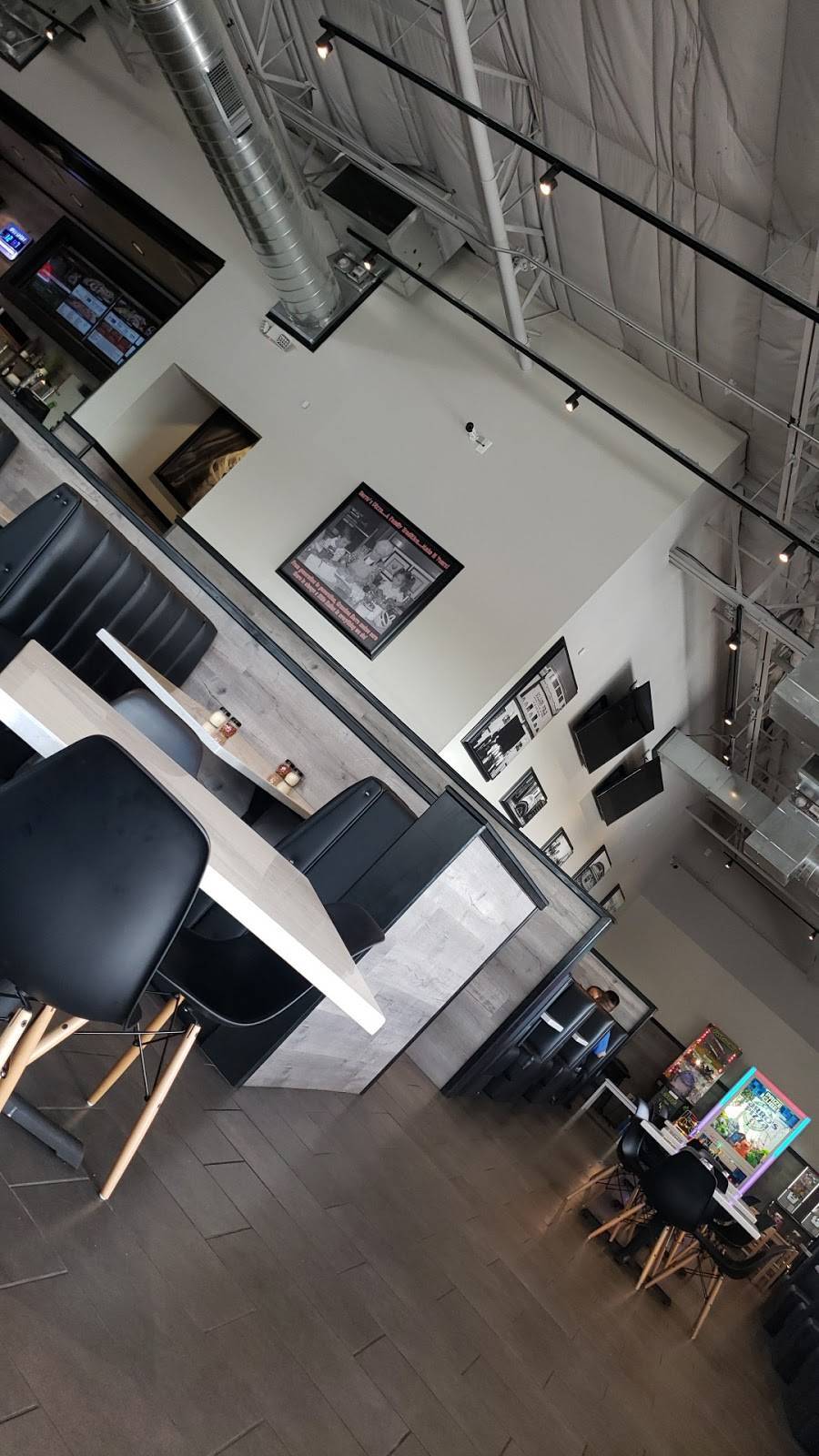 Barros Pizza | restaurant | 6135 N 35th Ave #101, Phoenix, AZ 85017, USA | 6022967400 OR +1 602-296-7400