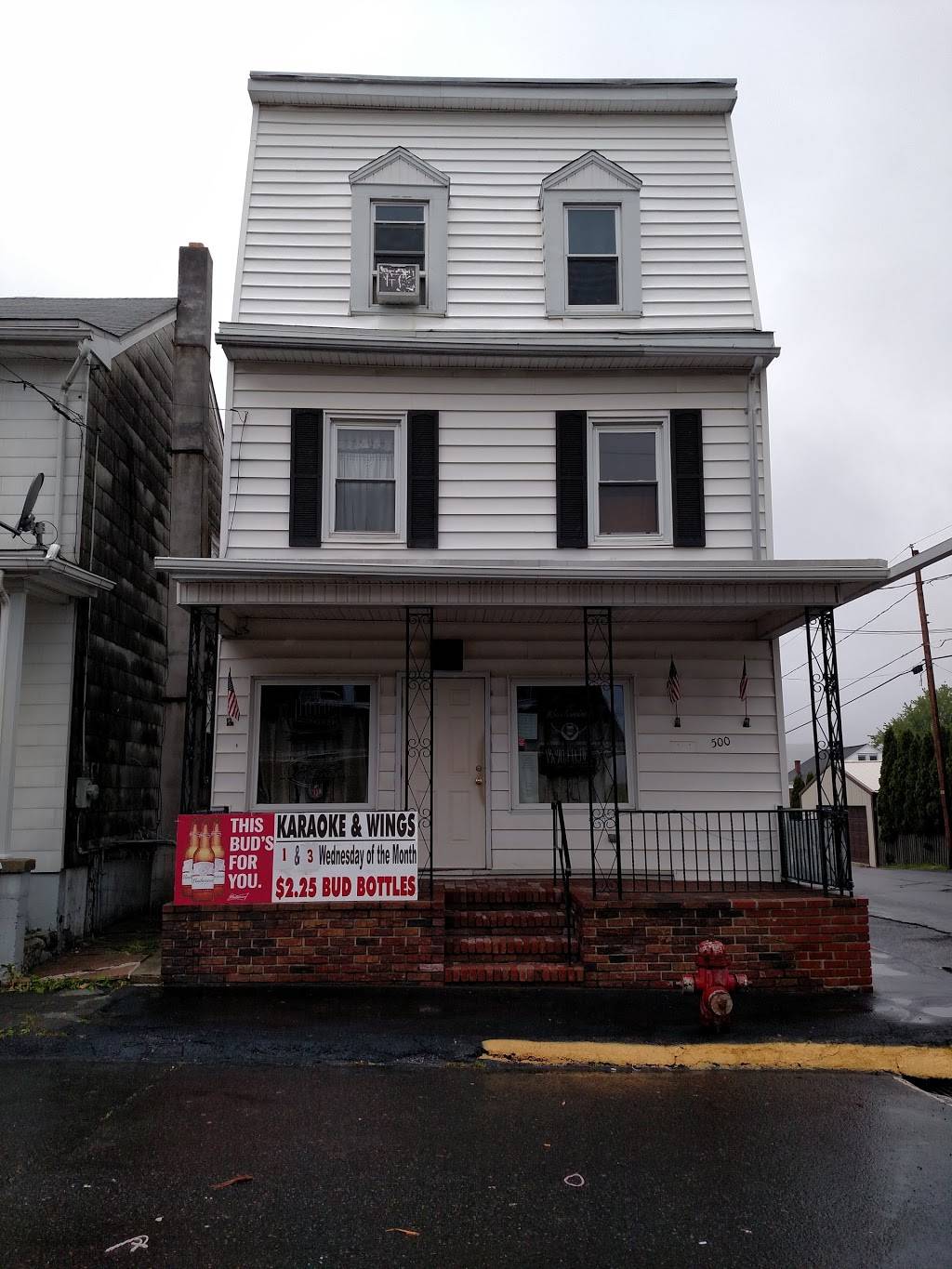 SlapJacks Bar and Grill | restaurant | 500 Pottsville St, Minersville, PA 17954, USA | 5705444500 OR +1 570-544-4500