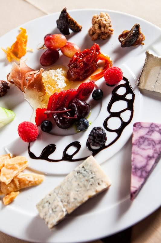 Twisted Vine Bistro | restaurant | 2214 Bay St, Fort Myers, FL 33901, USA | 2392261687 OR +1 239-226-1687