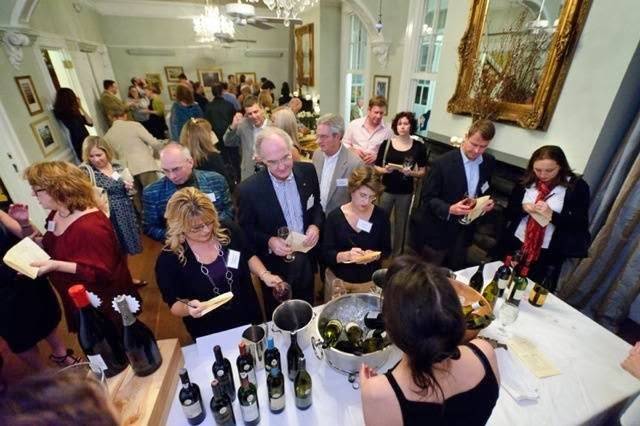 City Club of Wilmington | restaurant | 23 S 2nd St, Wilmington, NC 28401, USA | 9103431880 OR +1 910-343-1880